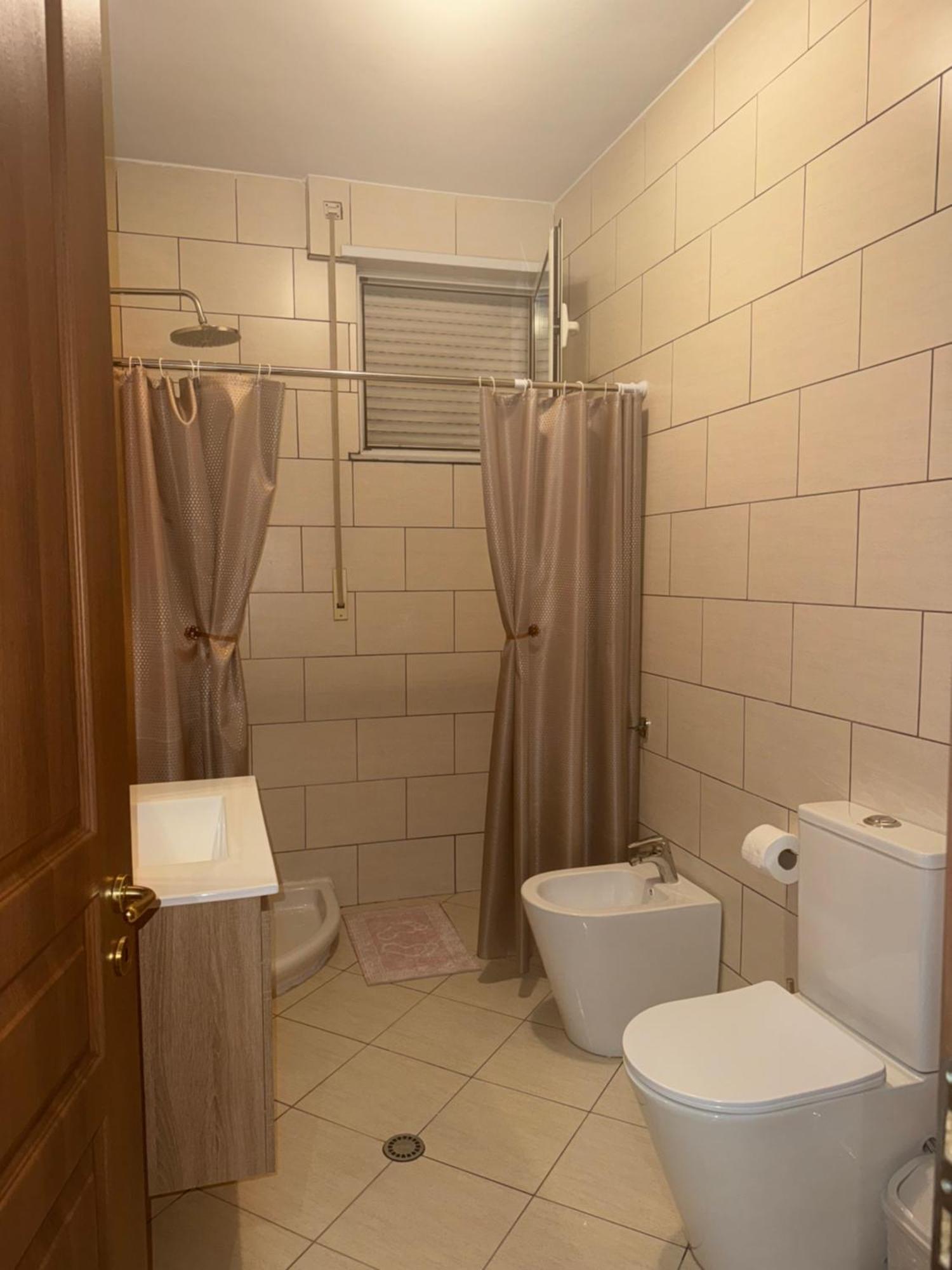 Am Apartment 티라나 외부 사진